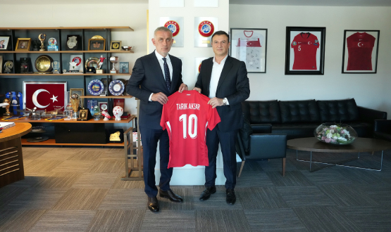 Tarık Aksar, TFF Başkanı Hacıosmanoğlu'nu Ziyaret Etti